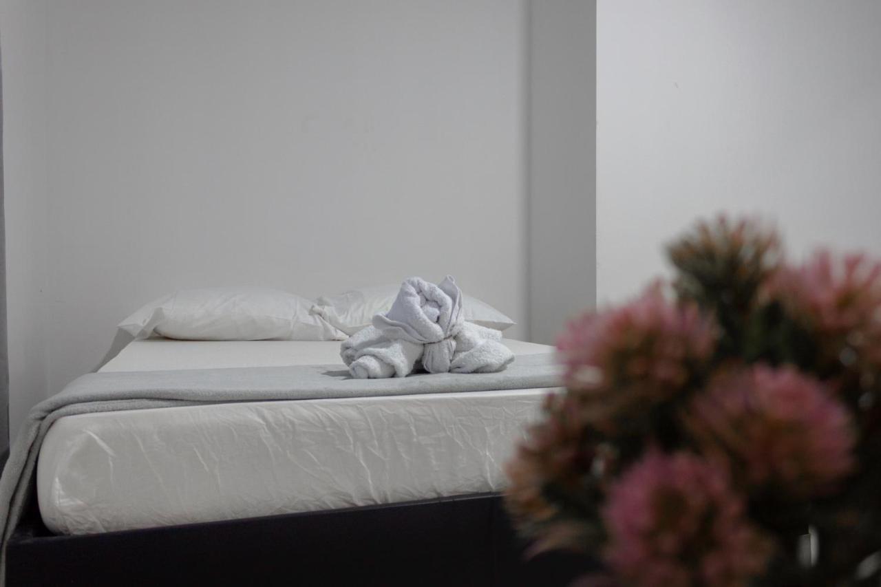 Los Nonos Hostel Guadalupe Eksteriør bilde