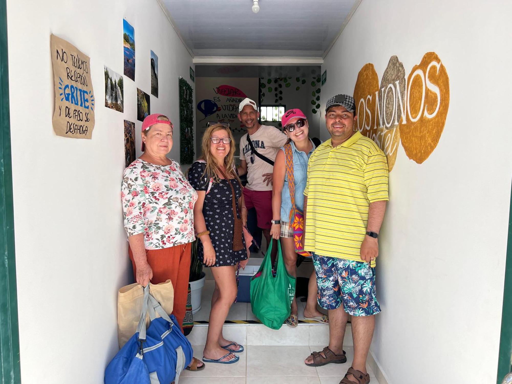 Los Nonos Hostel Guadalupe Eksteriør bilde