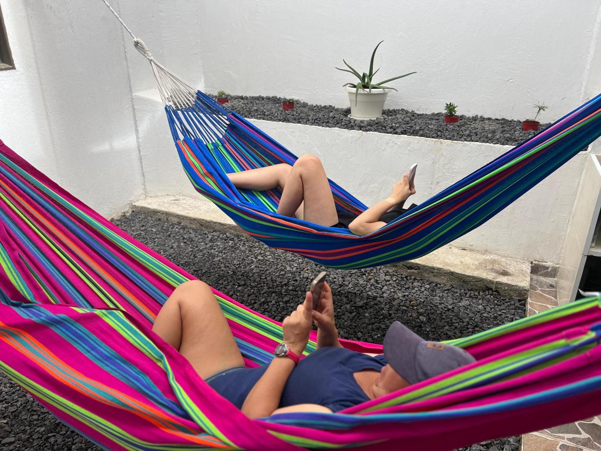 Los Nonos Hostel Guadalupe Eksteriør bilde